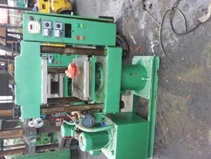 二手50噸硫化機(jī)