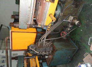 200噸全自動平板硫化機(jī)